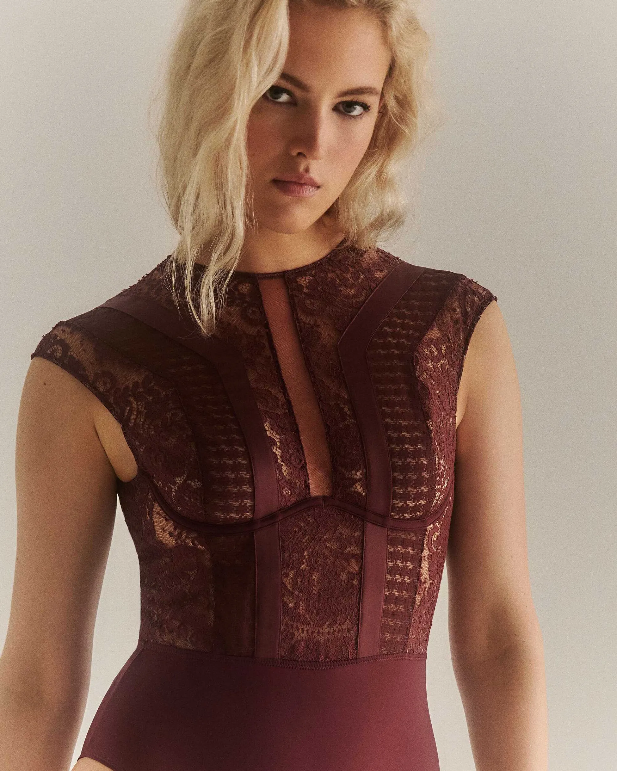 LIVY Corps Macy Chocolat Clearance